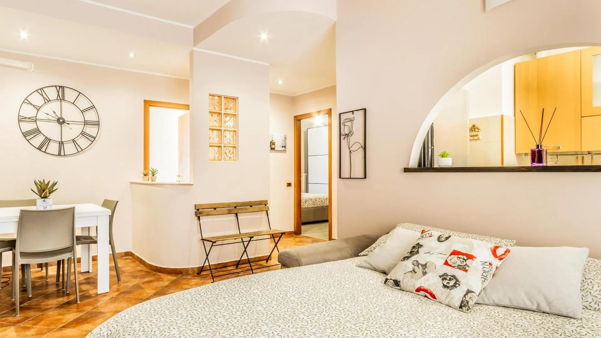 Marilyn House Rho Fiera 10Min - Netflix & Design Apartment 0*,