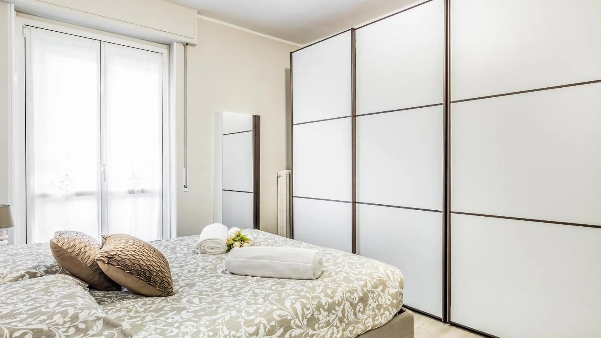 Marilyn House Rho Fiera 10Min - Netflix & Design Apartment
